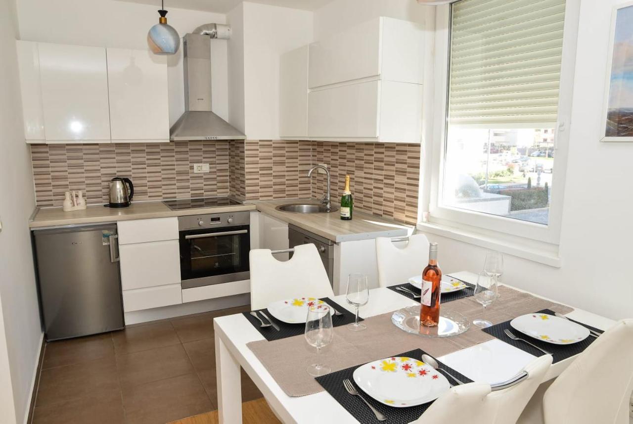 Apartment Leon Sa Privatnim Parkingom Zadar Extérieur photo